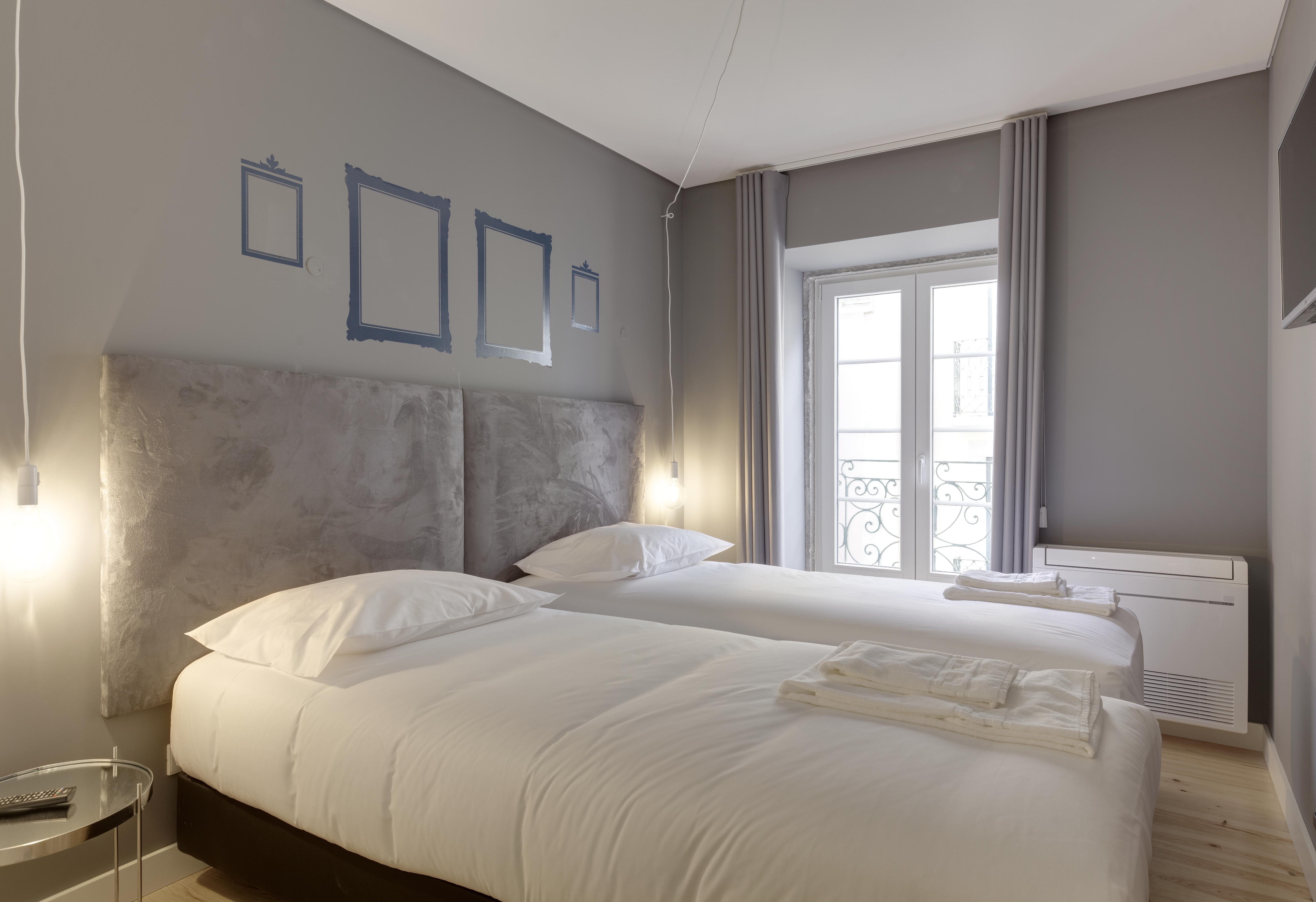 City Stays Bica Apartments Lisbona Esterno foto