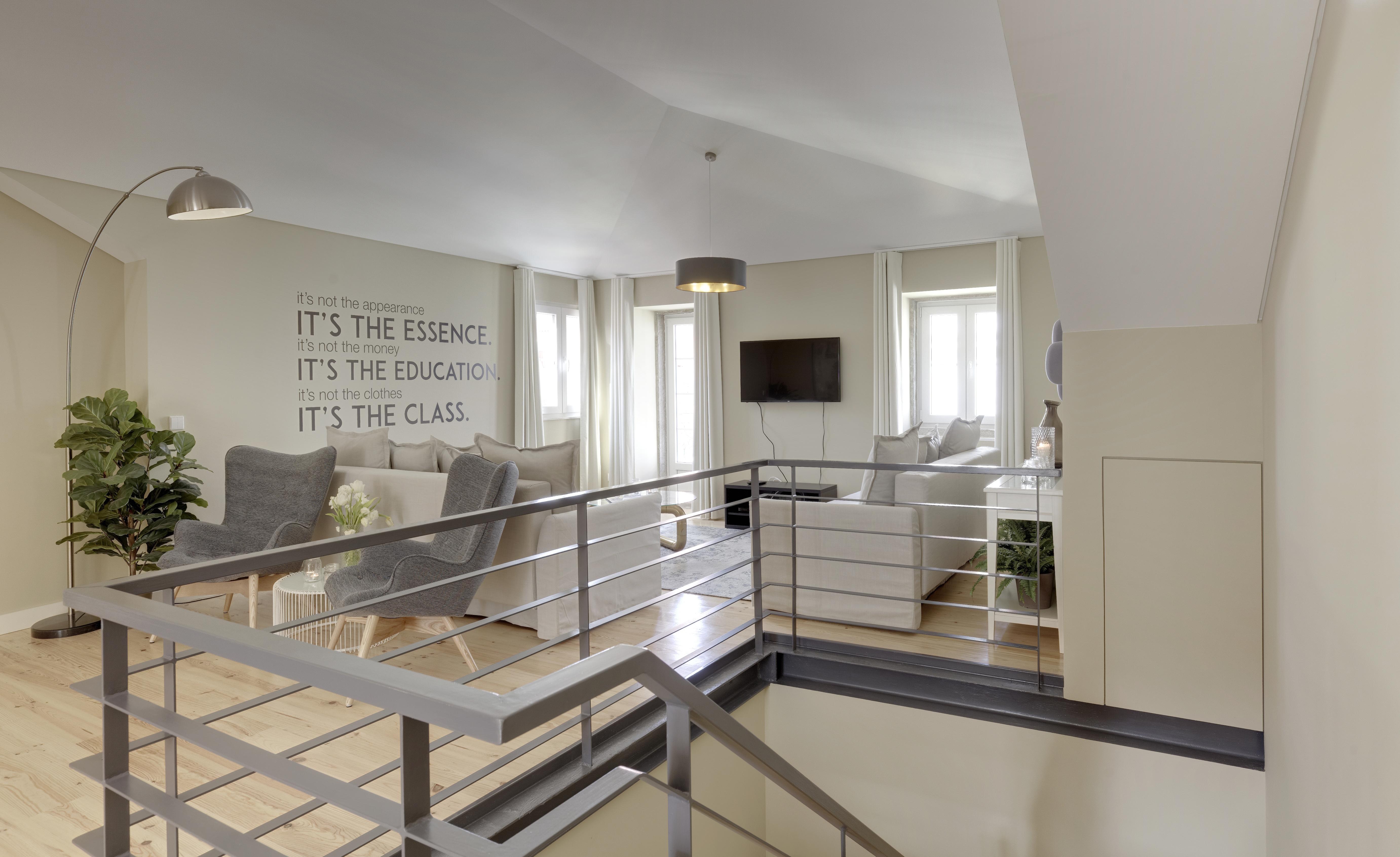 City Stays Bica Apartments Lisbona Esterno foto