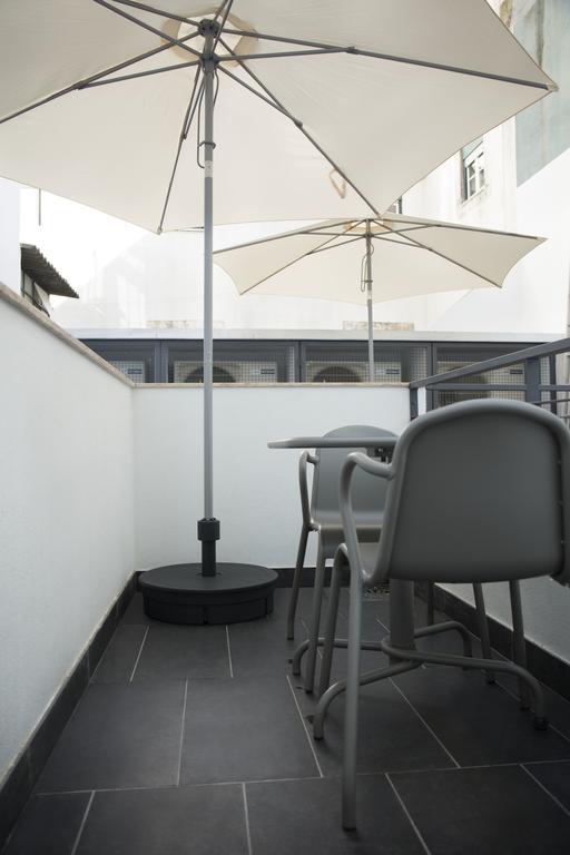 City Stays Bica Apartments Lisbona Esterno foto